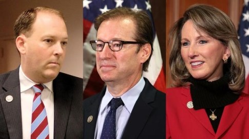 swing-seat-republicans-squirm-over-gop-tax-plan__563343_